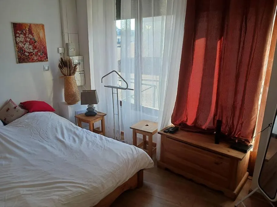 Appartement A 50M Des Thermes Aix-les-Bains 0*,  France